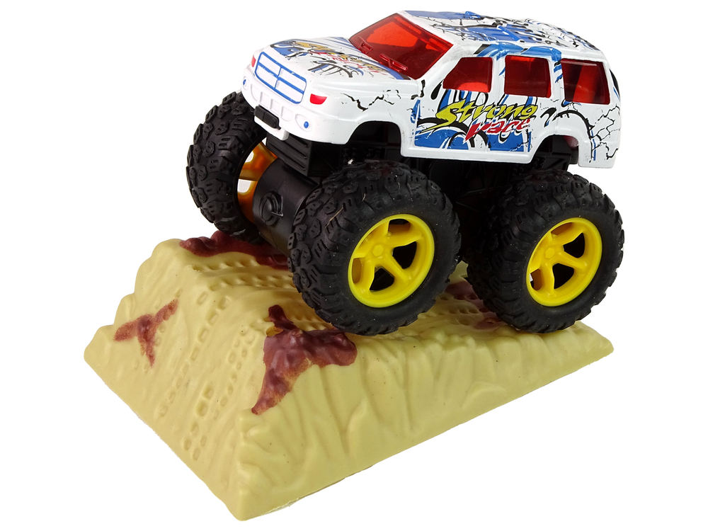 Resorak Monster Truck  Pull Back drive  Rubber tyres Metal body + Evolving Ramp