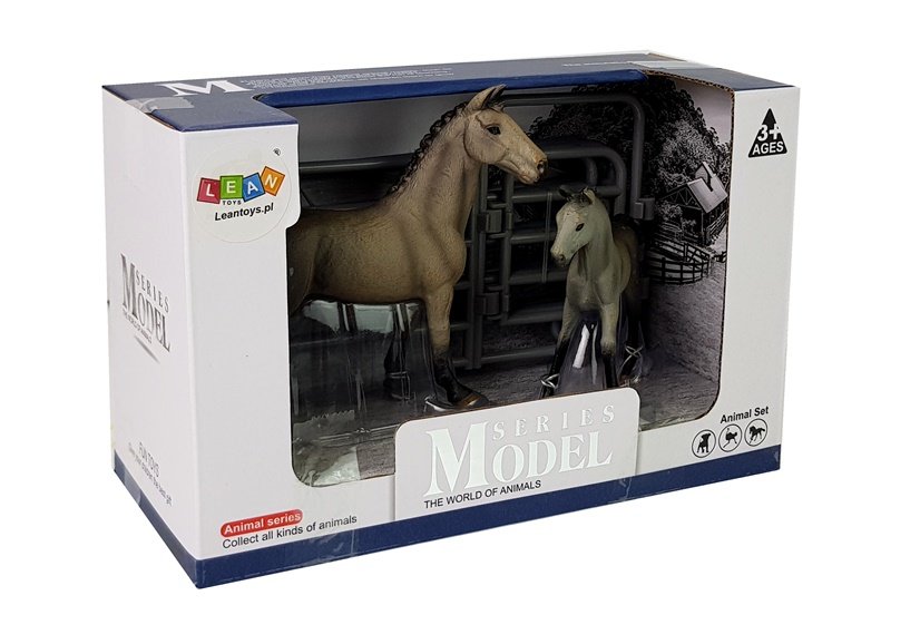 Set of Figurines Animals Horses Farm Foal Pony Farm