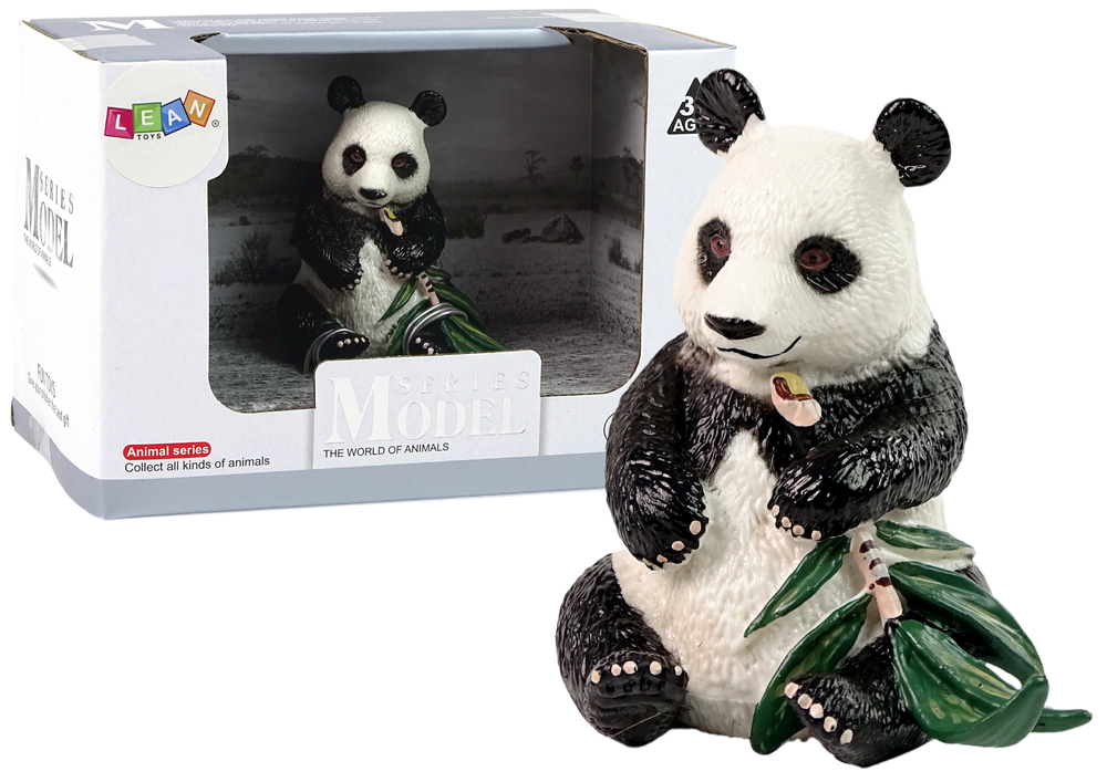 Collector's figurine Great Panda with bamboo