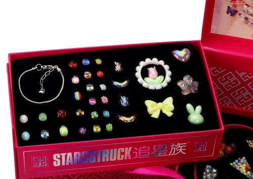 DIY Jewelry Making Set Beads Pendants Box 1267 pieces.