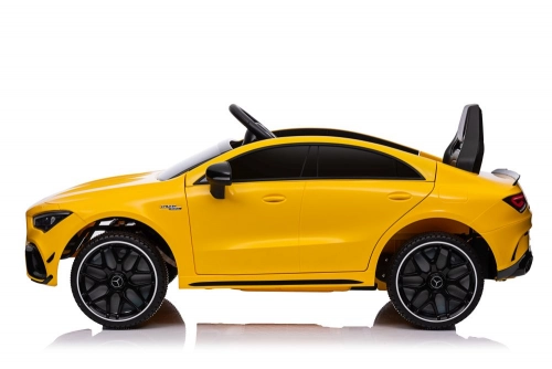 Электрический спортивный автомобиль для детей Mercedes CLA 45s AMG Yellow