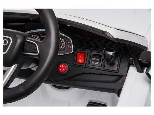 Vienvietīgs elektromobilis Audi RS Q8 White