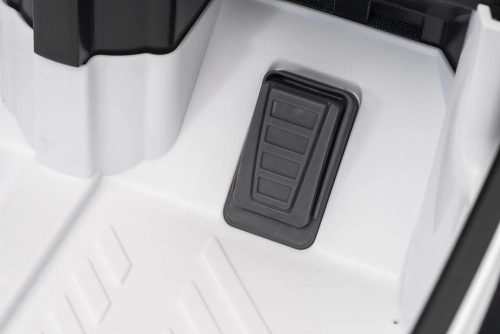 Одноместный электромобиль BBH-033 White