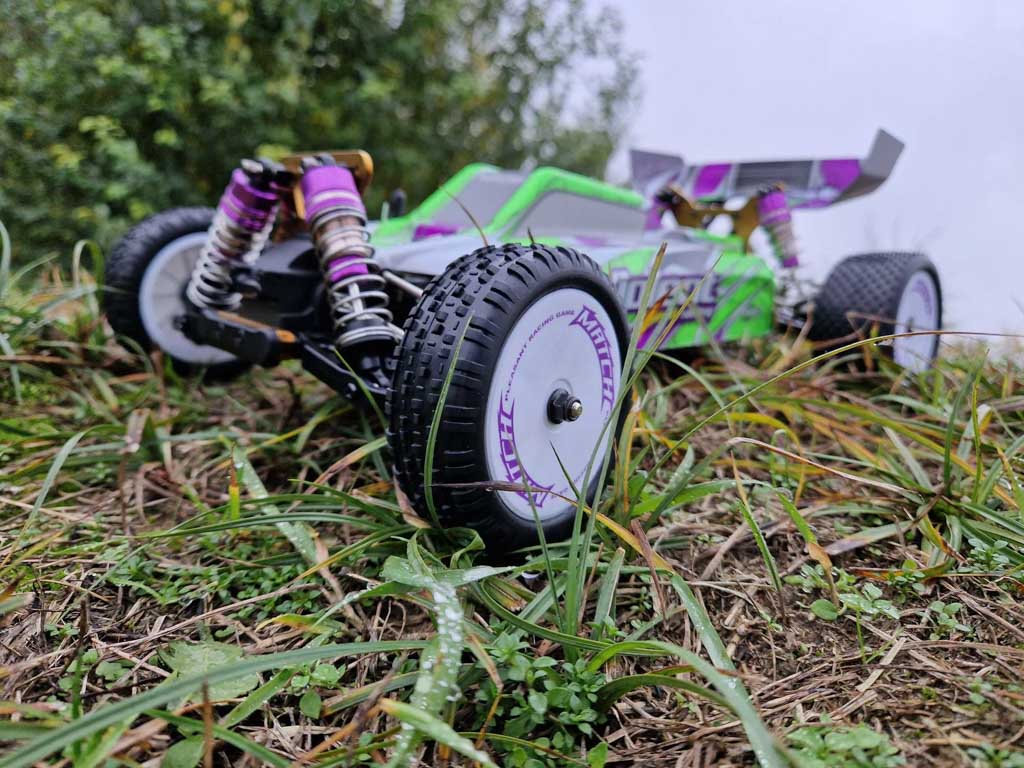 Tālvadības auto RC WLToys 104002 1:10 4WD 2.4Ghz