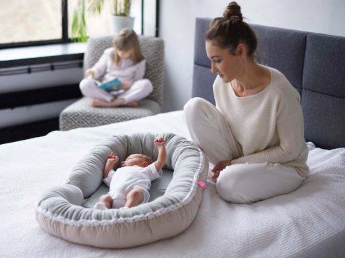 Motherhood Gniazdo Niemowlęce + Kojec Junior 2w1 Statki Niebieskie