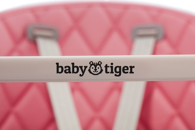 Baby Tiger Tini Pink Стульчик для кормления 2 в 1