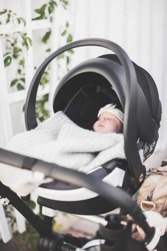 BeSafe iZi Go Modular i-Size WE Black Melange Bērnu autosēdeklis 0-13 kg