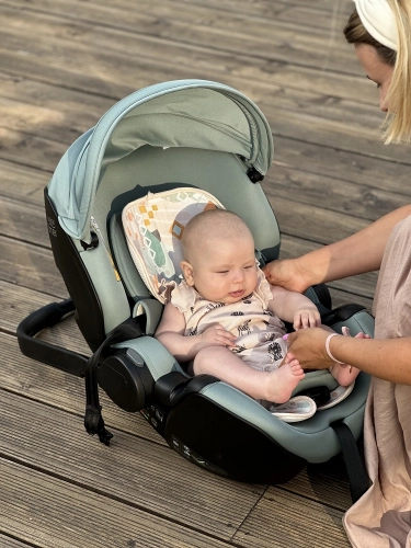 Pretsviedrēšanas ieliktnis autosēdeklim un ratiem 0-18 kg Woodland
