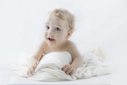 EASY HANDLING BABY SCALE