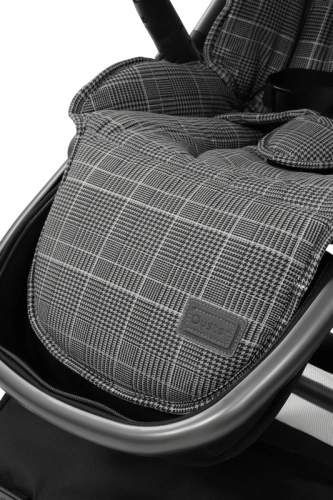 Oyster 3 Grey Chassis Детская коляска 2 в 1