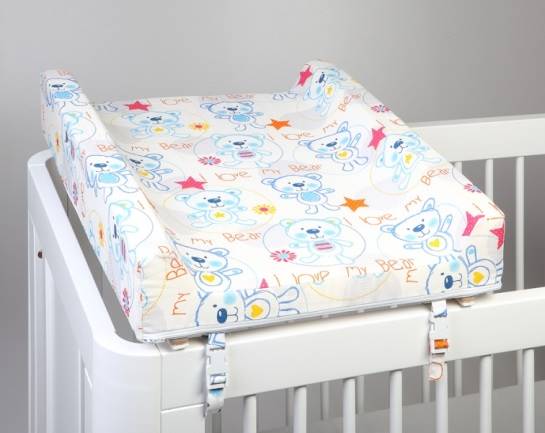 Pārtinamā virsma ar cieto pamatni TROLL DoDo Changing pad with wooden base