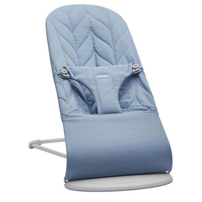 Šūpuļkrēsliņš BabyBjorn Bouncer Bliss Blue Petal quilt 006123