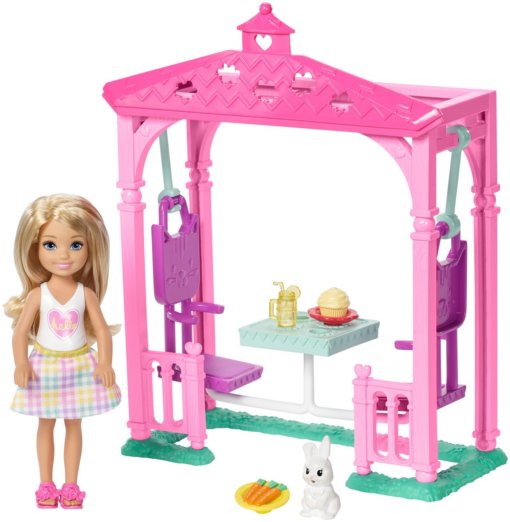 Barbie Club Chelsea Doll and Playset кукла FDB32-1