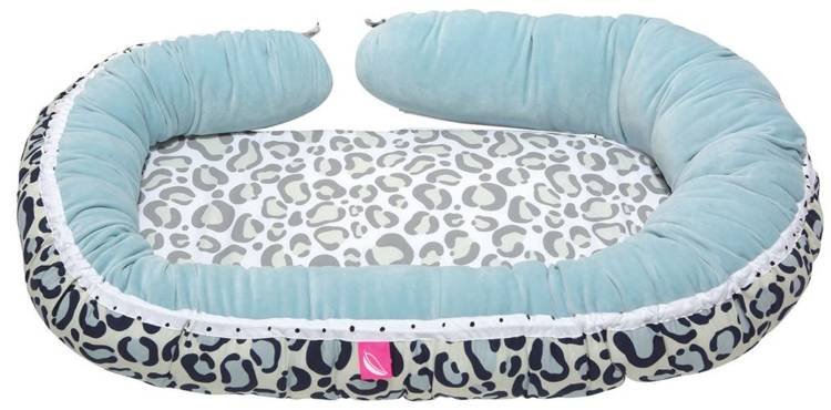 Motherhood гнездо для младенца и подушка-подкова 2в1 Blue Leopard