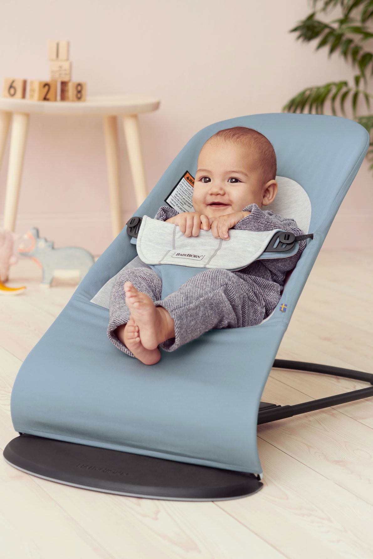 Шезлонг BabyBjorn Bouncer Balance Soft Mesh Blue/Grey Cotton/Jersey 005045